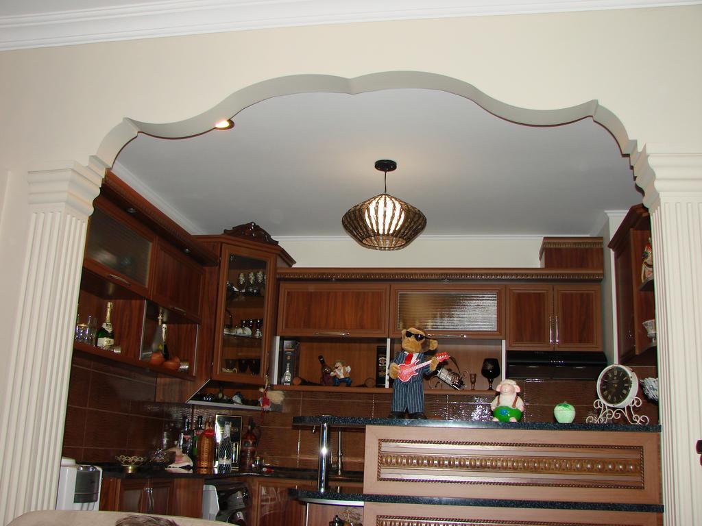 Gigi Apartments Batumi Habitación foto