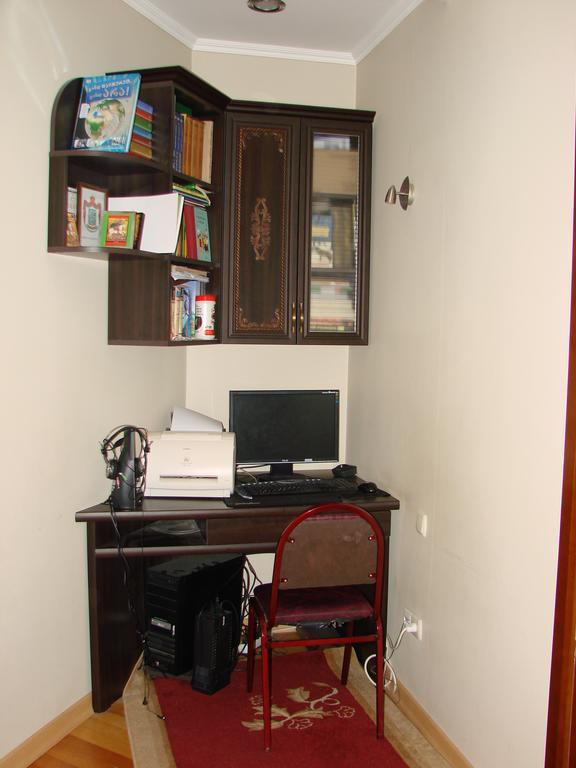 Gigi Apartments Batumi Habitación foto